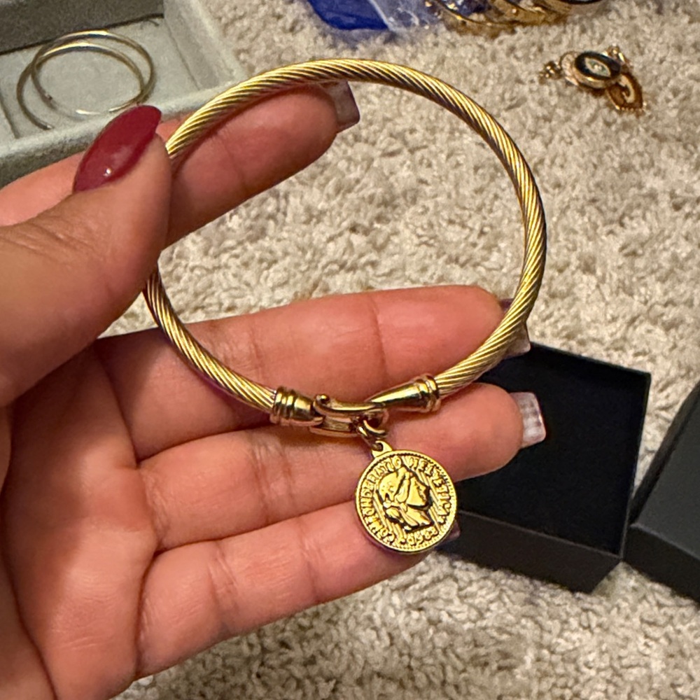 Gold Coin Bracelet